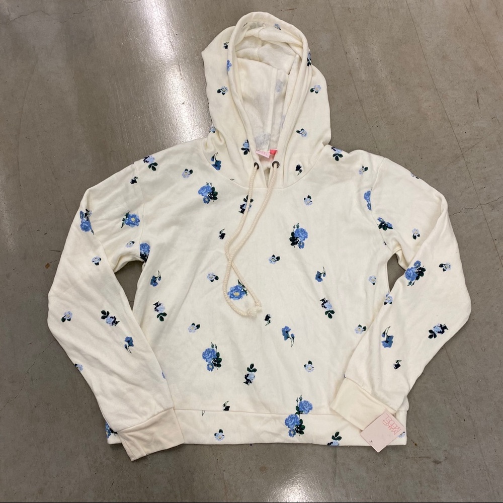 Make + Model Blue Rose Flower Print Hoodie